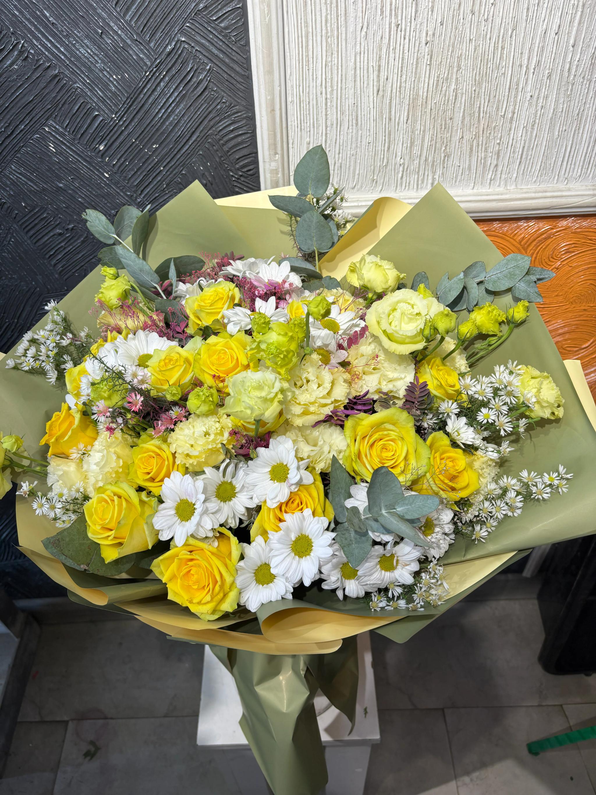 A luxurious bouquet | ծաղիկների առաքում Երևանում