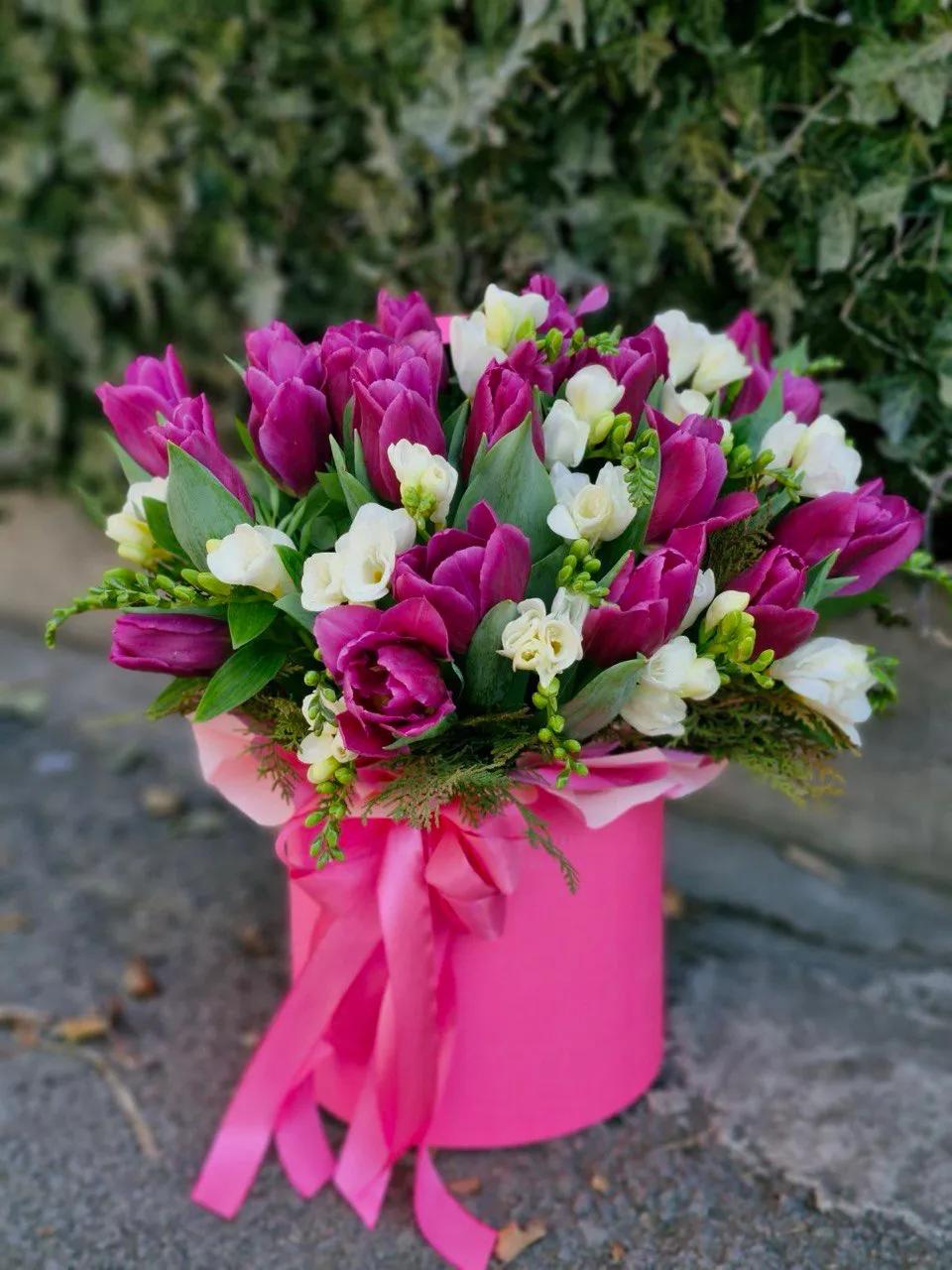 Flowers in a box | ծաղիկներ, ծաղկեպսակներ, բույսեր Երևան