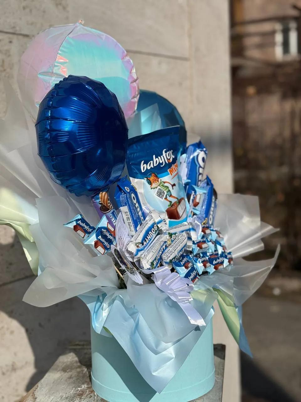 Blue "sweet box" | ծաղիկներ, ծաղկեպսակներ, բույսեր Երևան
