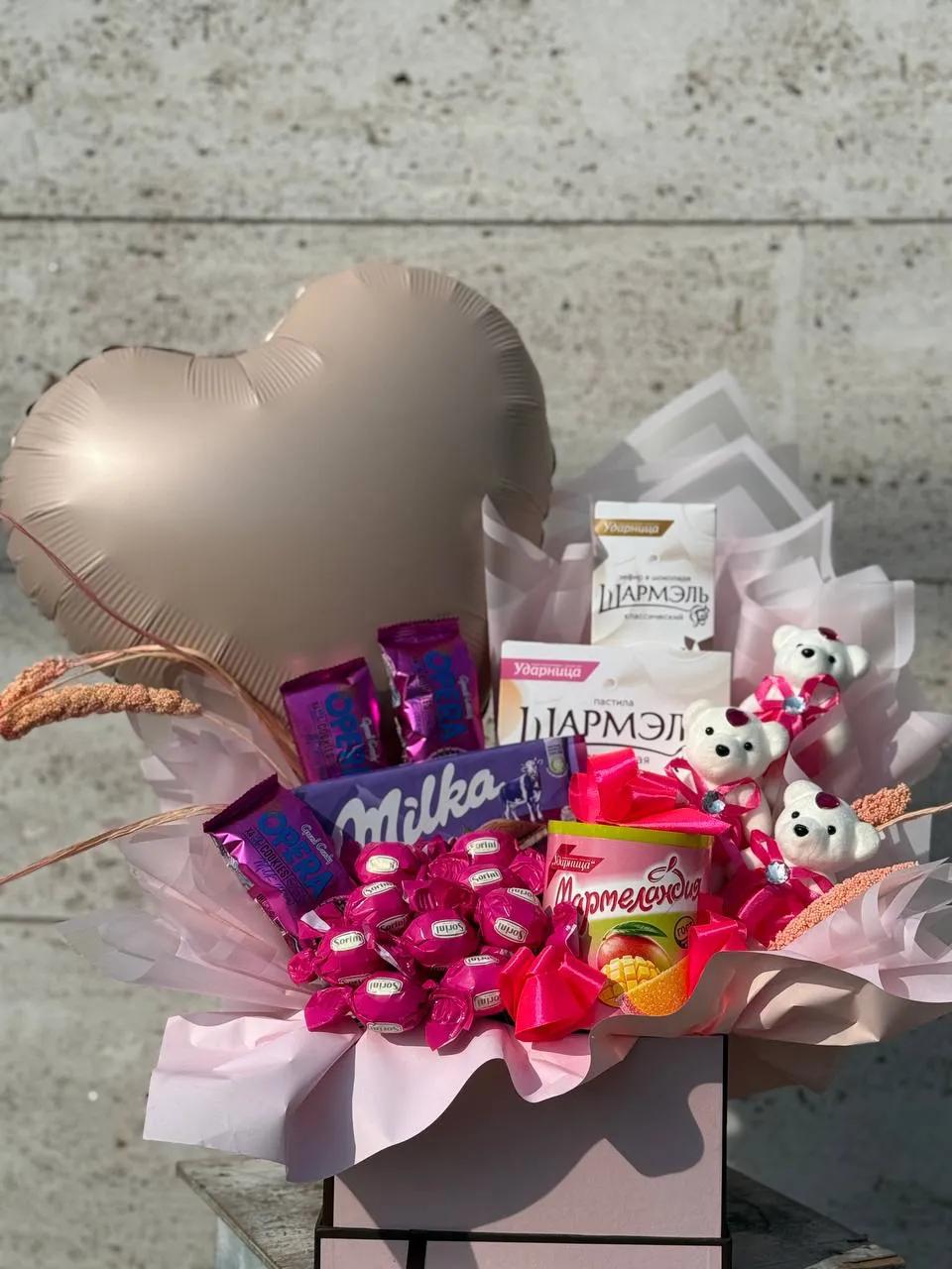 Elegant "sweet box" | ծաղիկներ, ծաղկեպսակներ, բույսեր Երևան