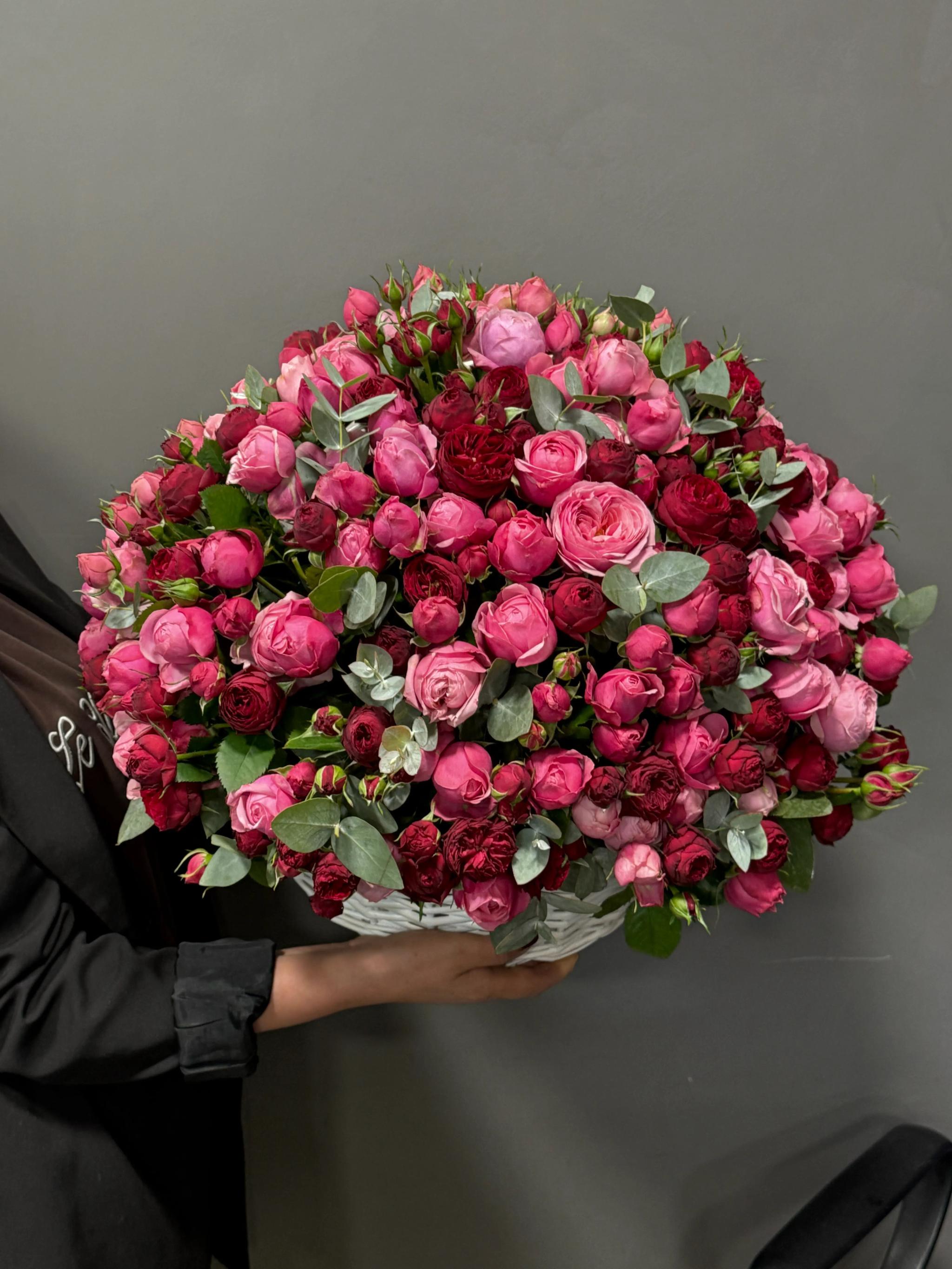 A basket of peonies | ծաղիկներ, ծաղկեպսակներ, բույսեր Երևան