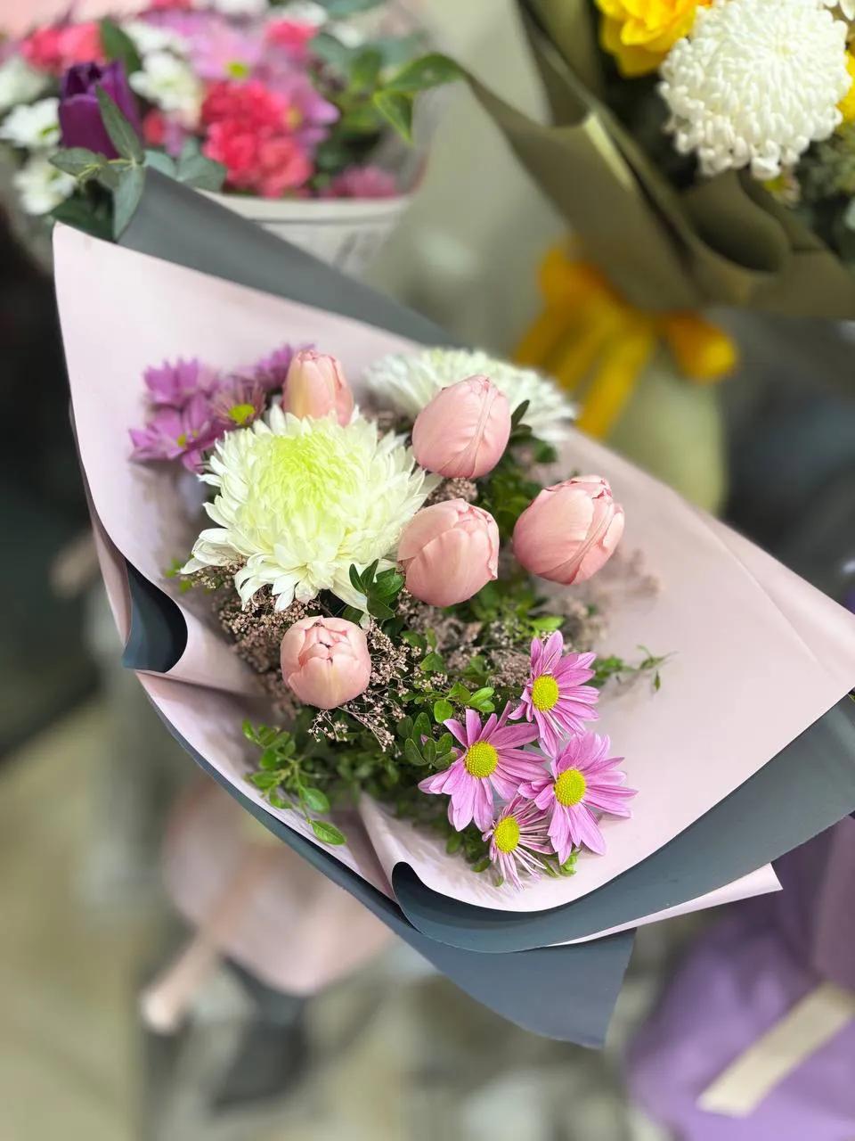 Քրիզանթեմների և կակաչների փունջ | ծաղիկների առաքում Երևանում