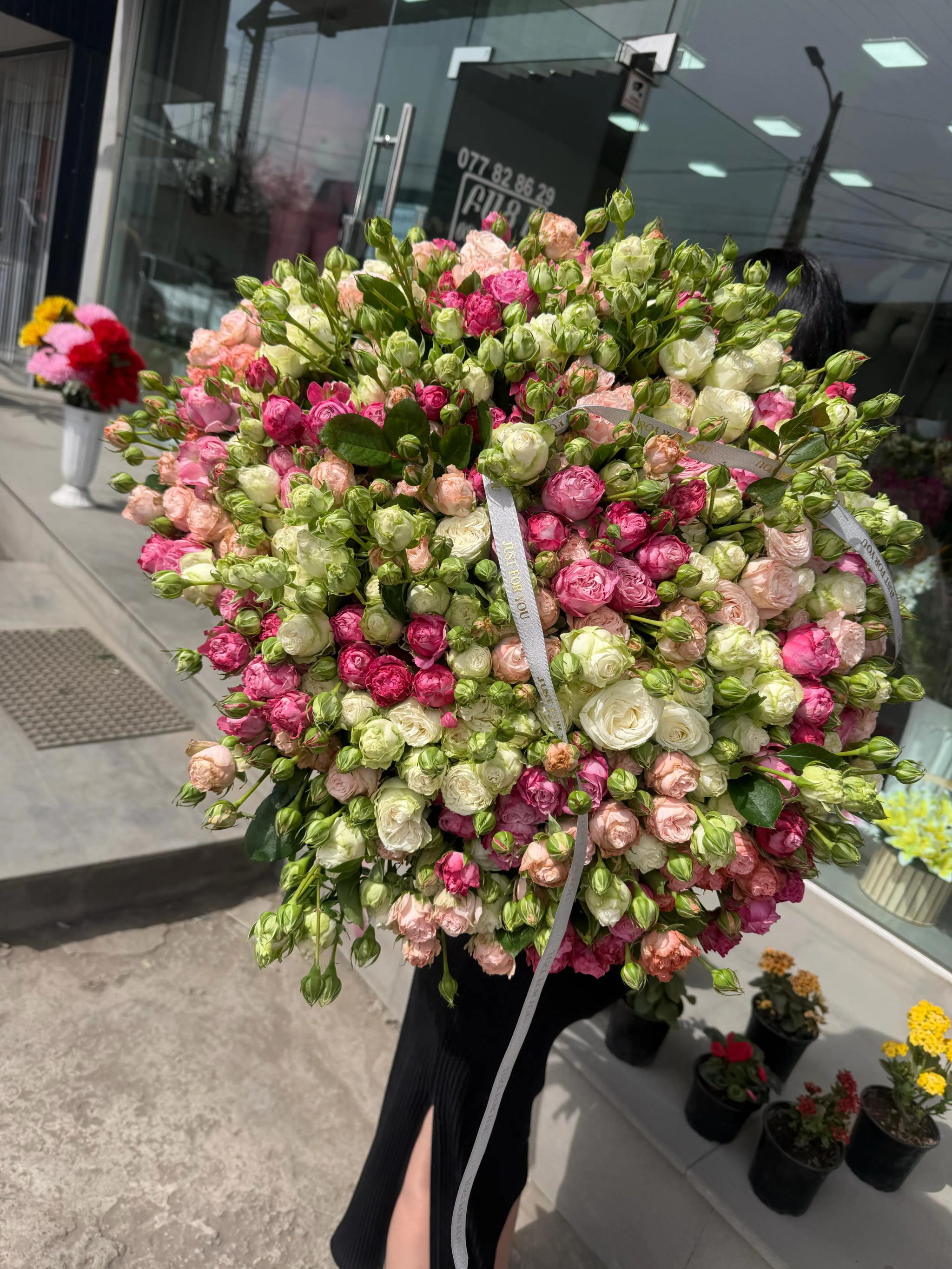 Colorful bunches | ծաղիկներ, ծաղկեպսակներ, բույսեր Երևան