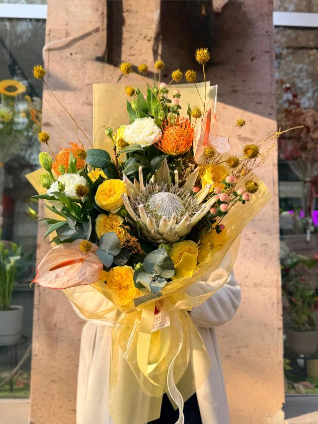 Yellow floral mix | ծաղիկներ, ծաղկեպսակներ, բույսեր - առաքում Երևան