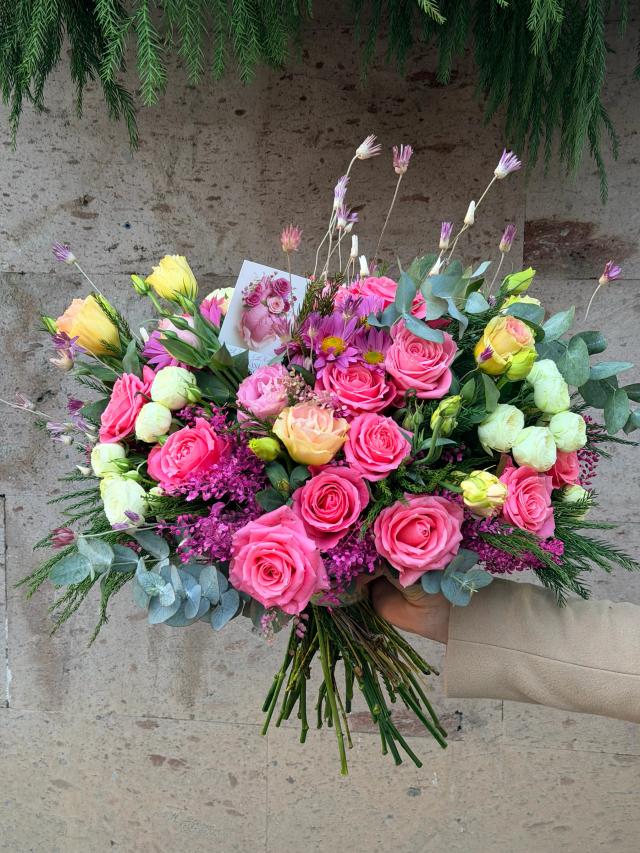 Pink Lux | ծաղիկներ, ծաղկեպսակներ, բույսեր - առաքում Երևան