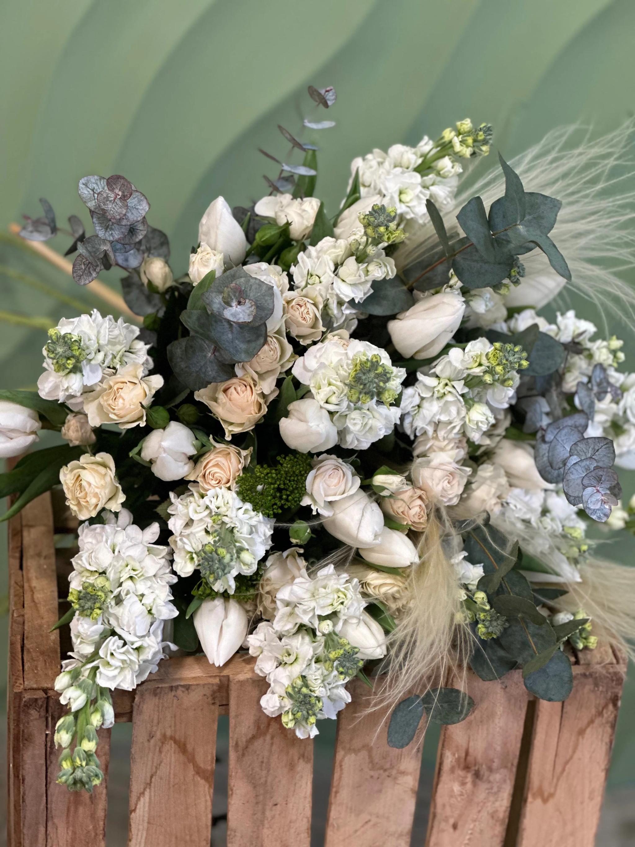 A big white bunch | ծաղիկներ, ծաղկեպսակներ, բույսեր Երևան