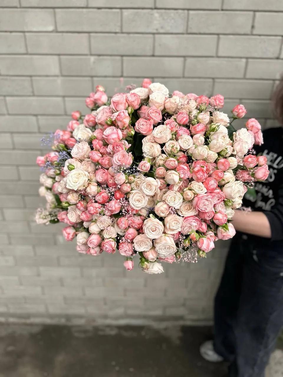 Delicate bouquet roses | ծաղիկների առաքում Երևանում