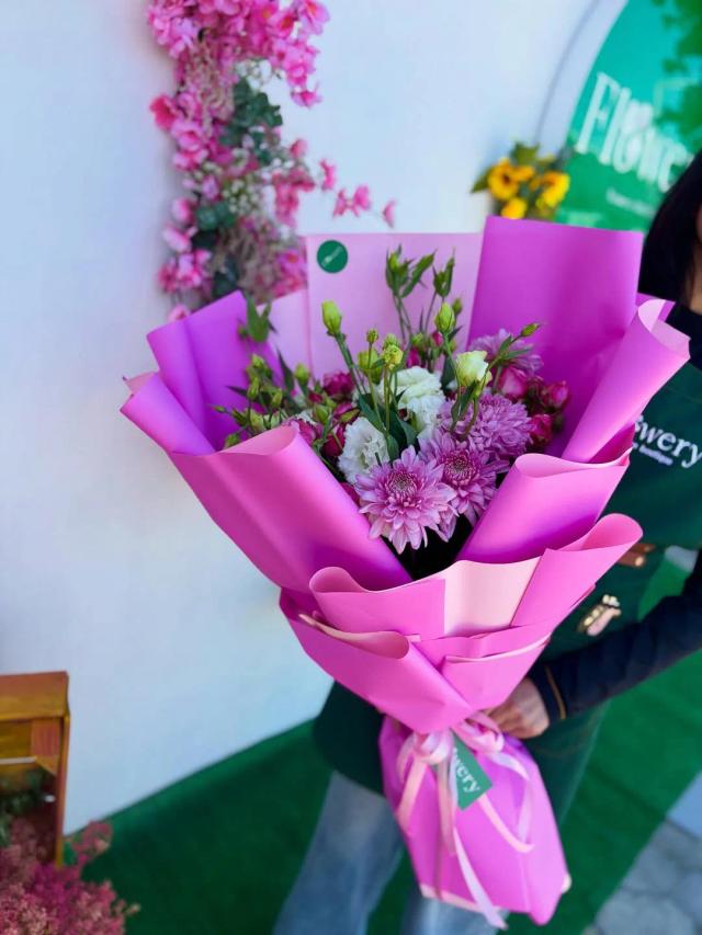 Pink bouquet | ծաղիկների առաքում Երևանում
