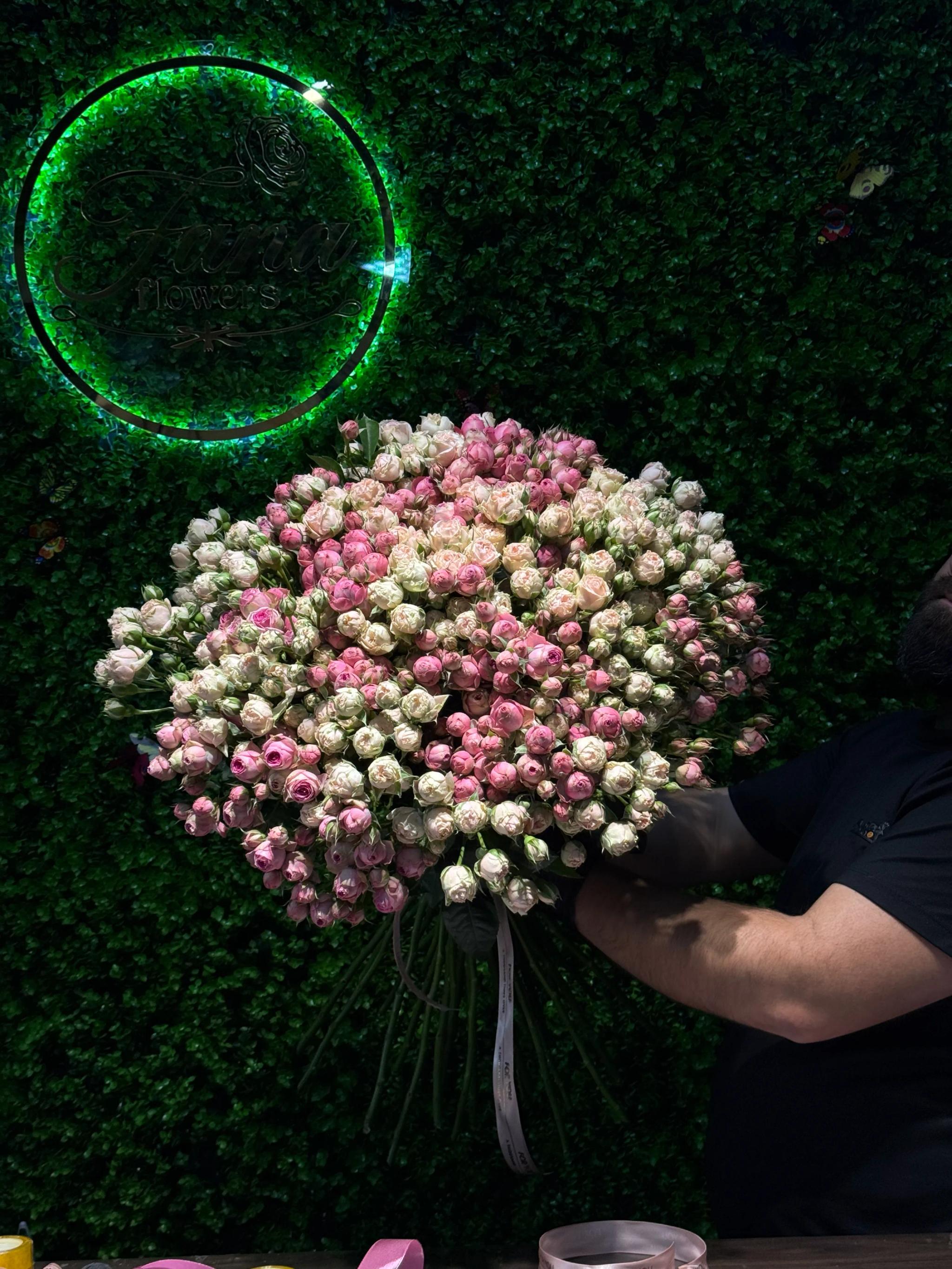 A mix of peonies and bunch roses | ծաղիկների առաքում Երևանում