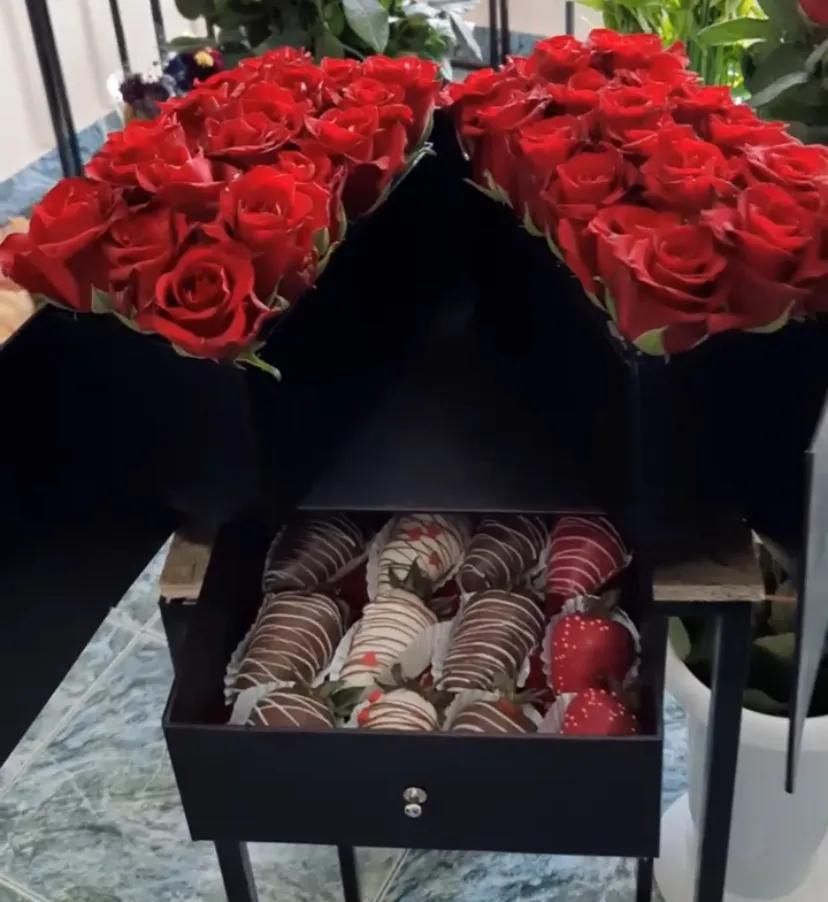 Roses and Strawberries in one box | ծաղիկների առաքում Երևանում
